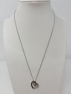 Kay Jewelers Heart Pendant with Chain in Sterling Silver 18in Long $80 5560